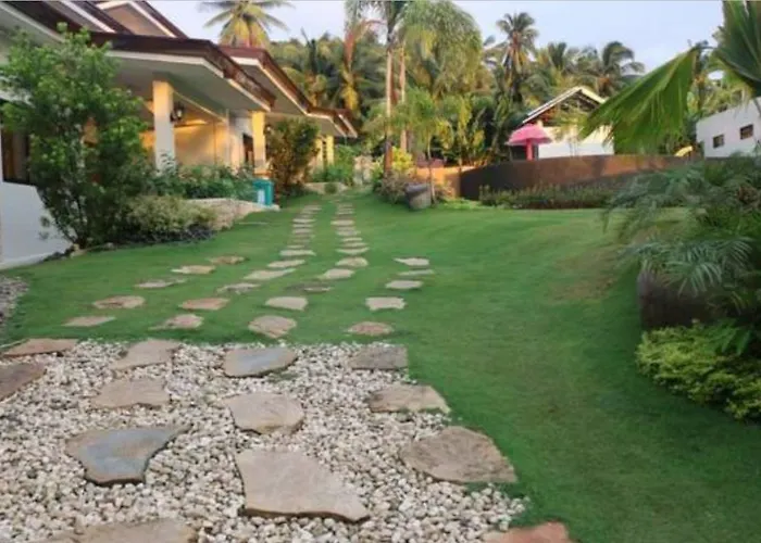 Resort Secter Place Oslob